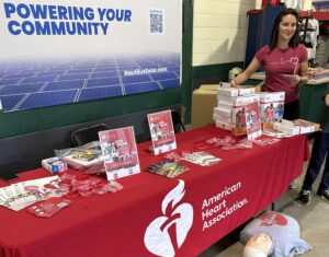 Wells Fargo and The Mimi Foundation team up with the American Heart Association to provide lifesaving CPR training kits to families