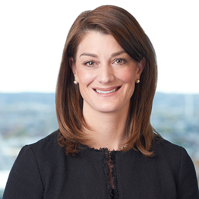 Laura Angelini headshot
