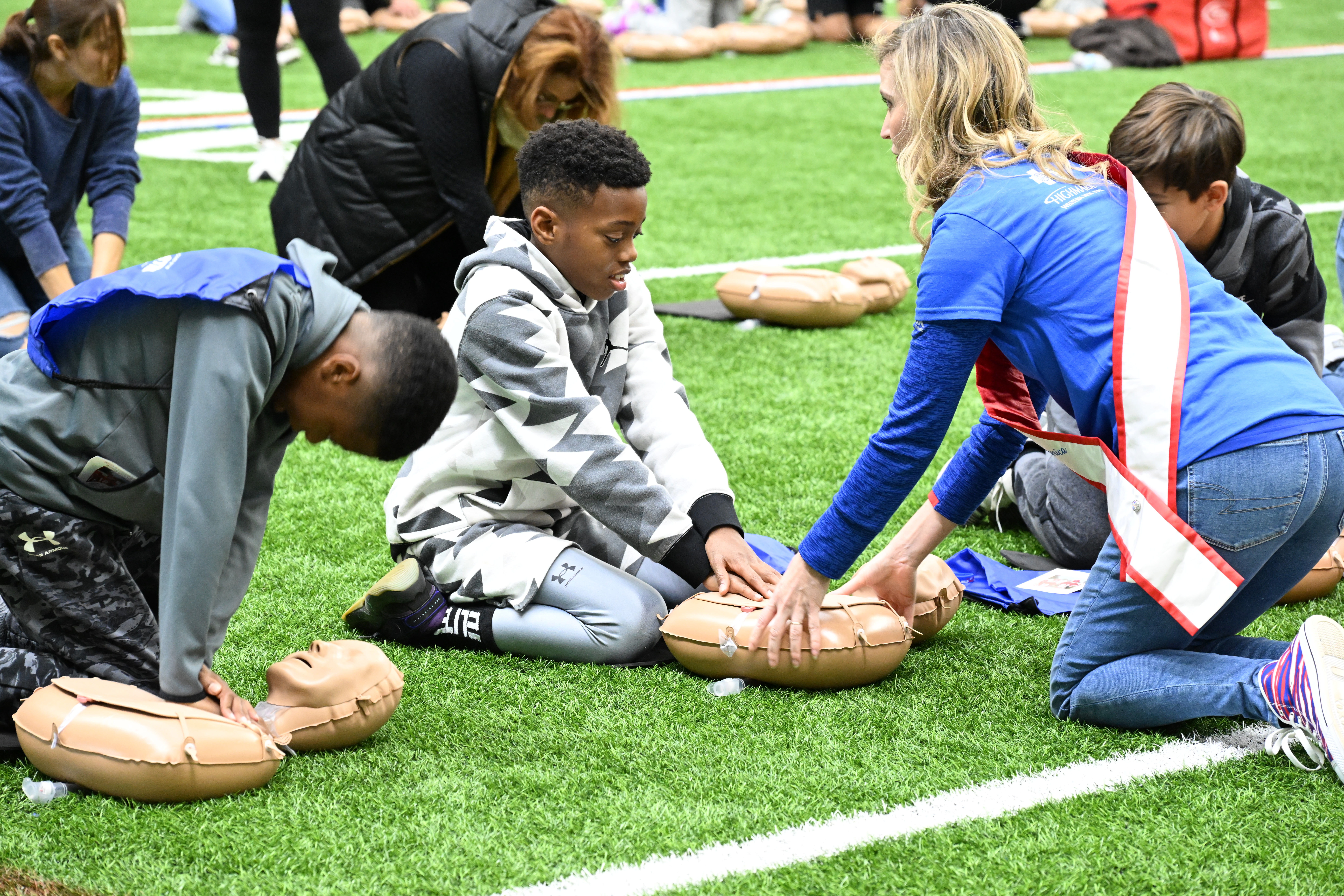 Teaming up for a healthier community – Buffalo CycleNation and Hands-Only CPR demonstrations help fight stroke and heart disease